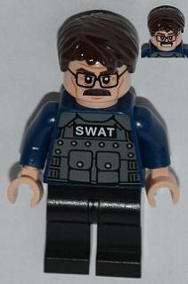 LEGO Minifigure-Commissioner James Gordon-Super Heroes / Batman II-SH063-Creative Brick Builders